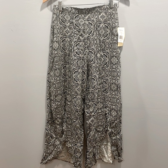Palazzo pants - Picture 1 of 4
